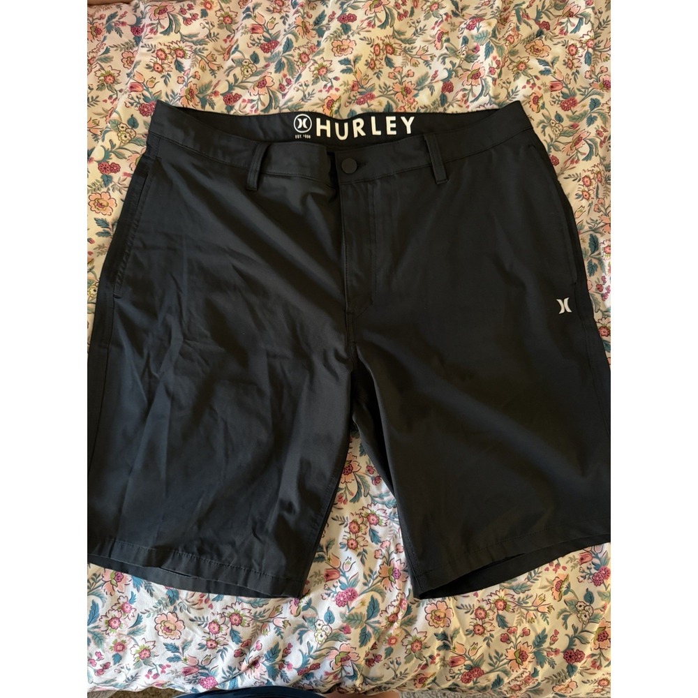Men's Black Hurley Shorts Size 38